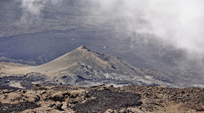 Kraterlandschaft am Piton de la Fournaise